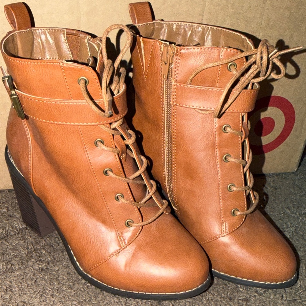 Women's Tan Ankle Boots